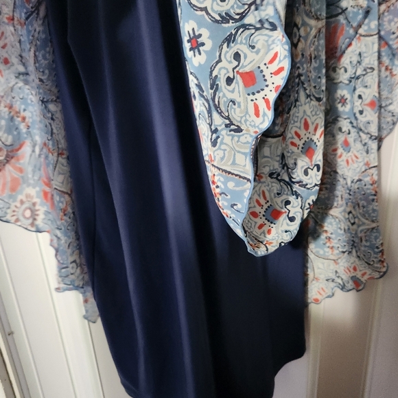 Cato Asymmetrical Blue and Red Sleeveless Blouse - Picture 4 of 4